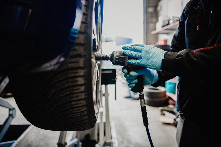 Sostituzione di gomma Centro Revisioni Trieste