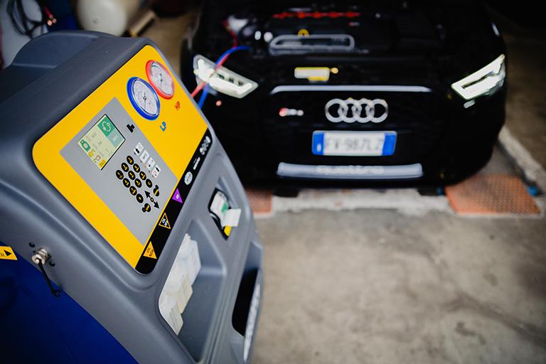 Strumentazione ricarica clima Magneti Marelli