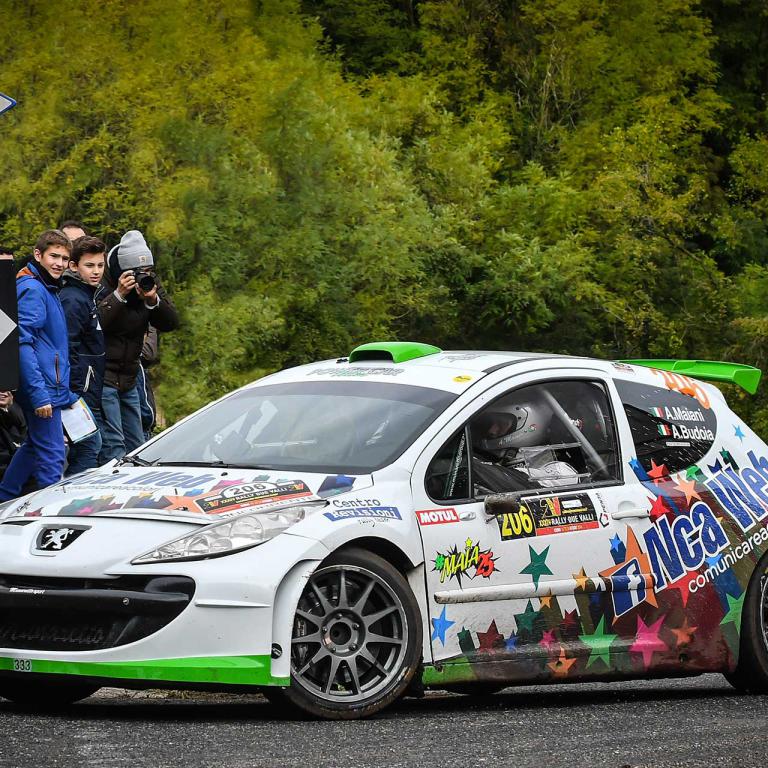 Macchina da Corsa su strada CR Rally Team